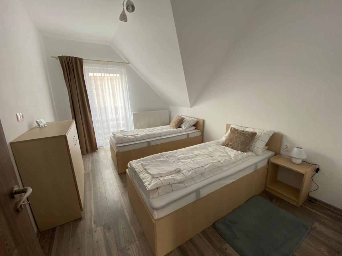 Fenyo Apartman House I Odorheiu Secuiesc Esterno foto