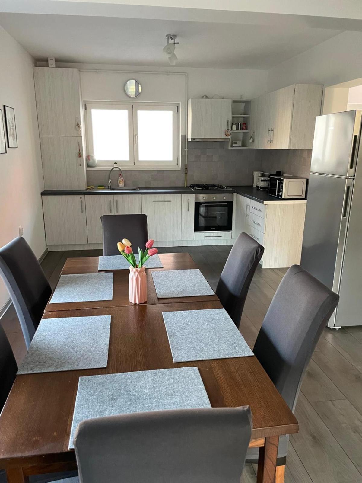Fenyo Apartman House I Odorheiu Secuiesc Esterno foto